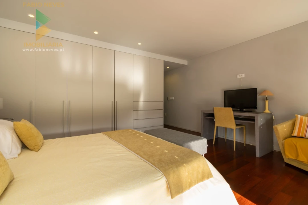 Moradia T5 para Venda em Fontão Foto 63