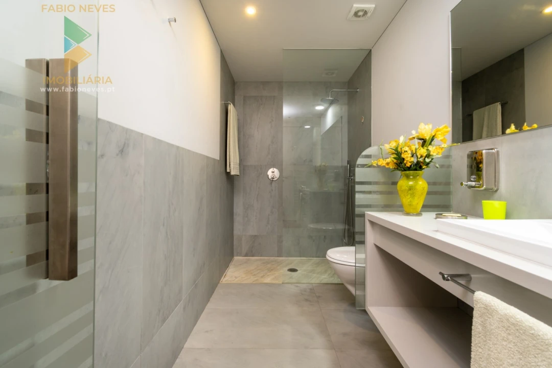 Moradia T5 para Venda em Fontão Foto 64