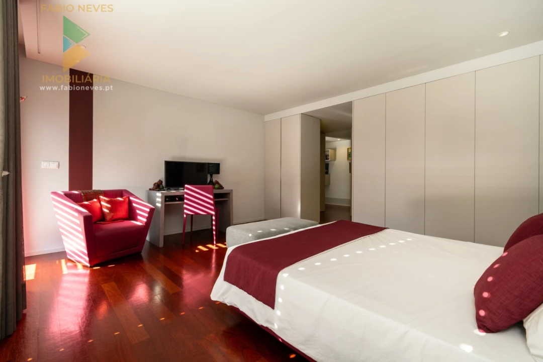 Moradia T5 para Venda em Fontão Foto 79