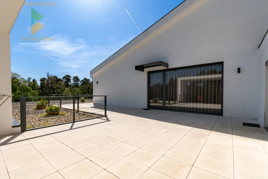 Moradia T5 para Venda em Fontão Foto 95