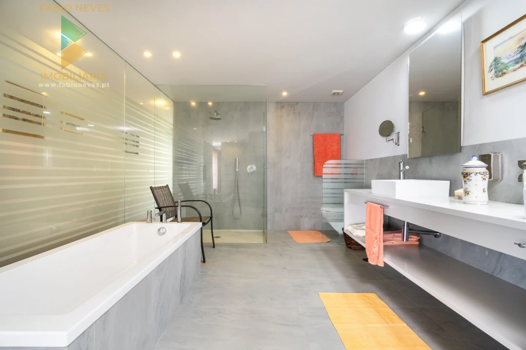 Moradia T5 para Venda em Fontão Foto 113