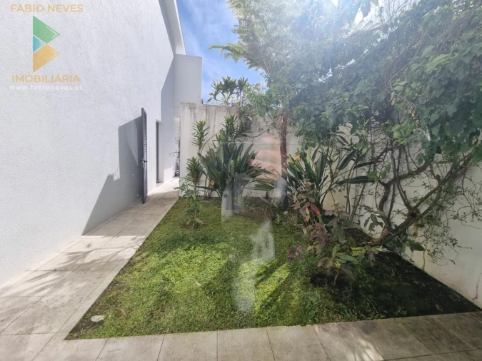 Moradia T5 para Venda em Fontão Foto 22