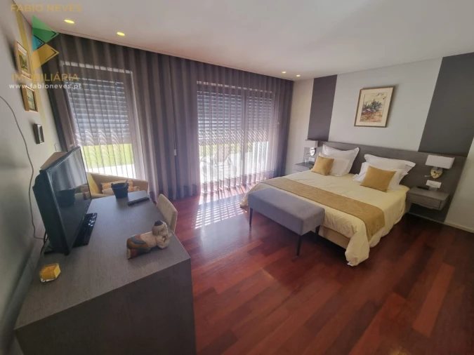 Moradia T5 para Venda em Fontão Foto 37