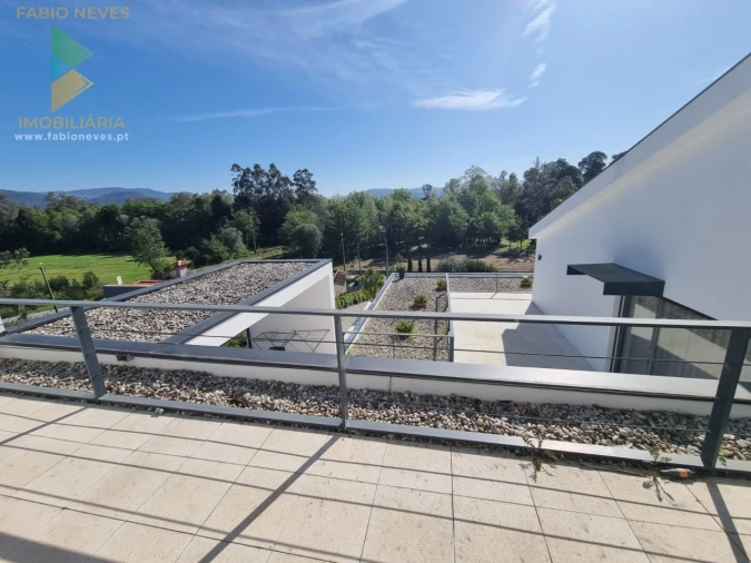 Moradia T5 para Venda em Fontão Foto 50