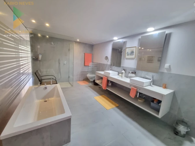 Moradia T5 para Venda em Fontão Foto 51