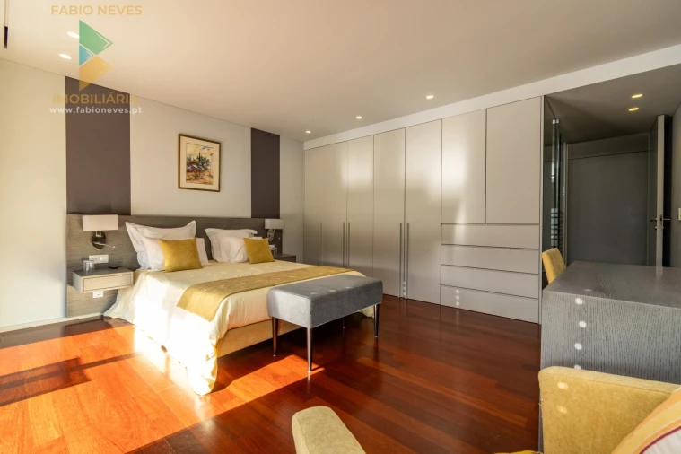 Moradia T5 para Venda em Fontão Foto 65