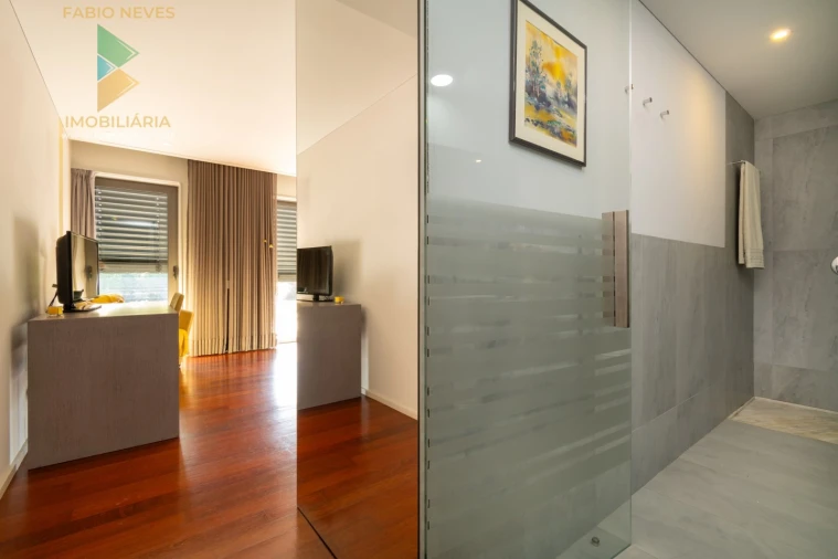 Moradia T5 para Venda em Fontão Foto 66