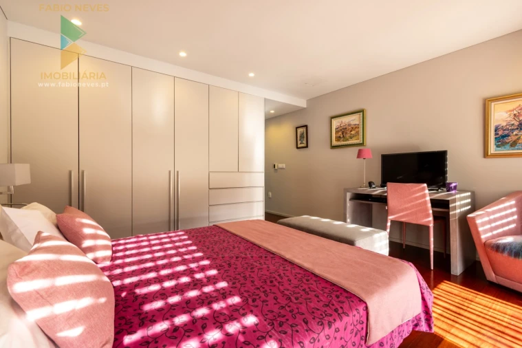 Moradia T5 para Venda em Fontão Foto 70