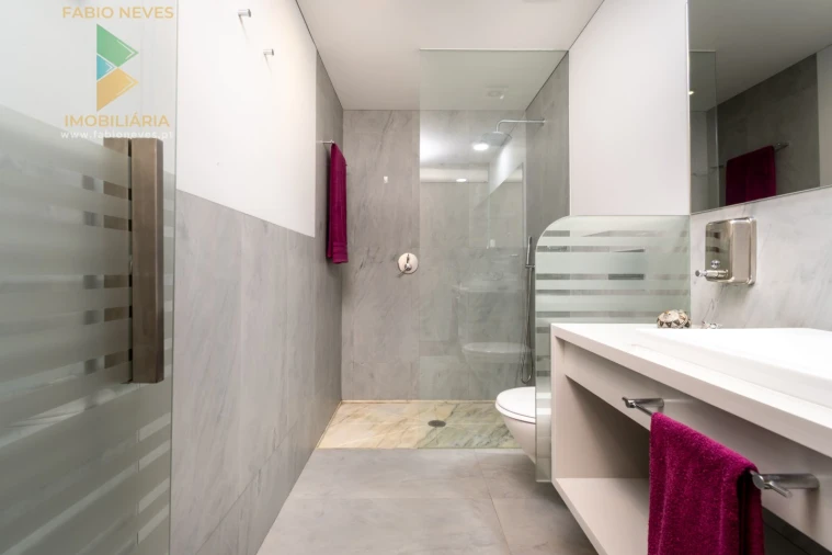 Moradia T5 para Venda em Fontão Foto 71