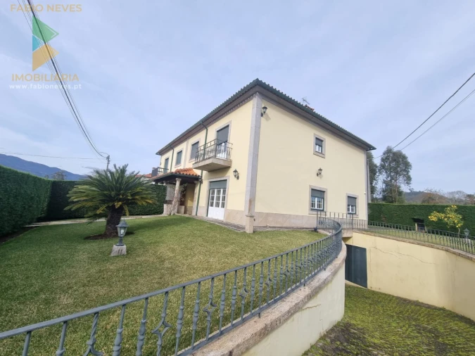 Moradia T3 para Venda em Bertiandos Foto 2