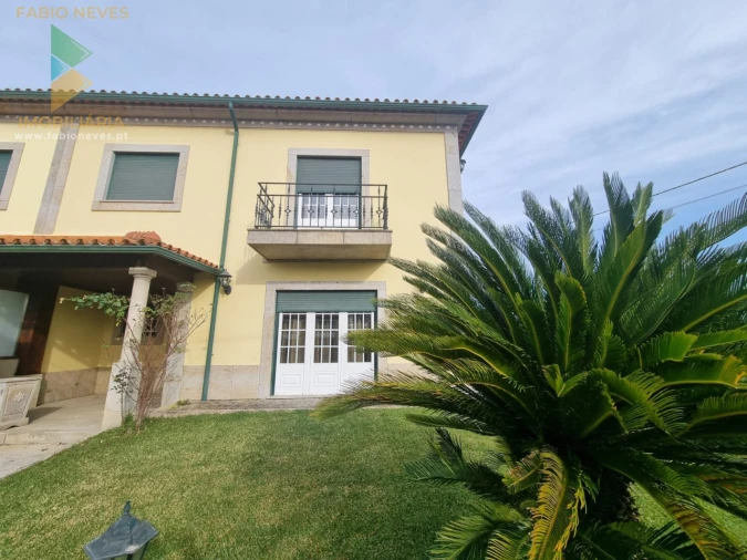 Moradia T3 para Venda em Bertiandos Foto 3