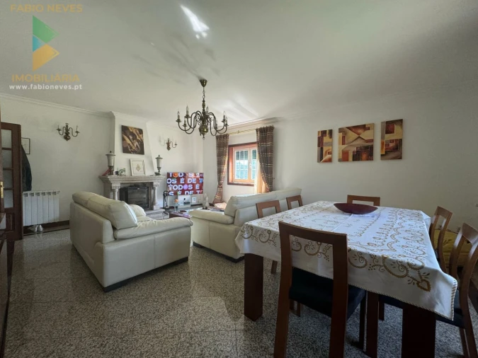 Moradia T3 para Venda em Bertiandos Foto 13