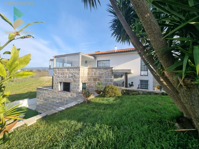 Moradia T5 para Venda em Ribeira Foto 6