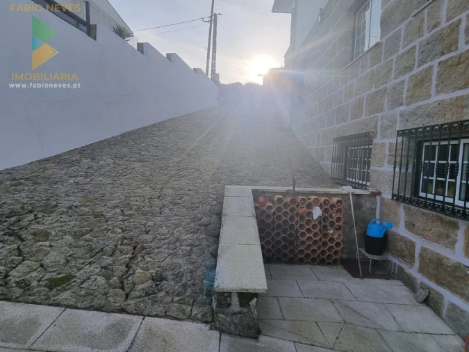 Moradia T5 para Venda em Ribeira Foto 13