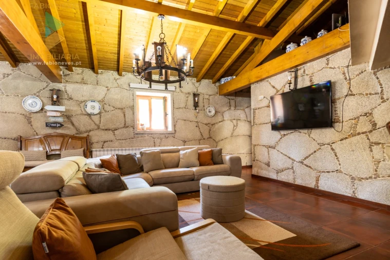 Quinta T4 para Venda em Fontão Foto 31