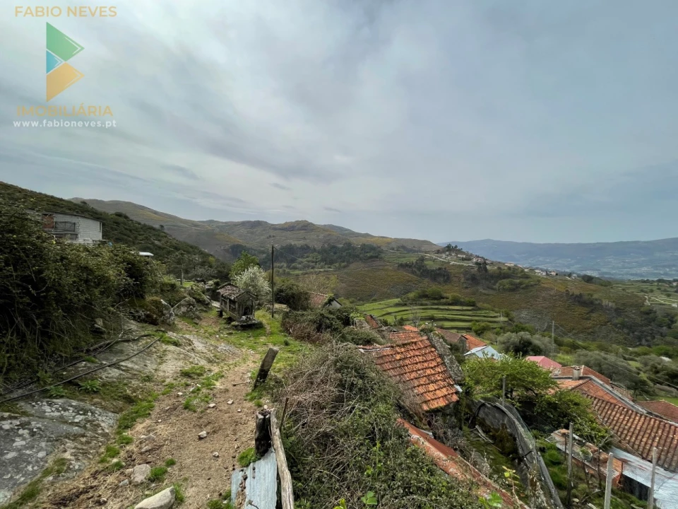 Terreno para Venda em Cabreiro Foto 4
