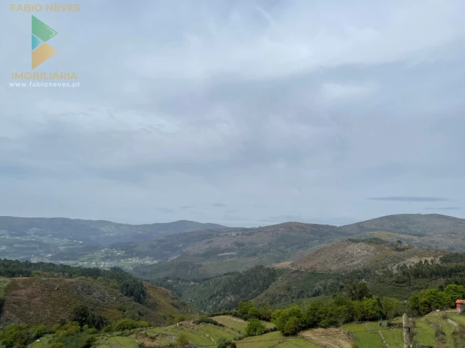 Terreno para Venda em Cabreiro Foto 5