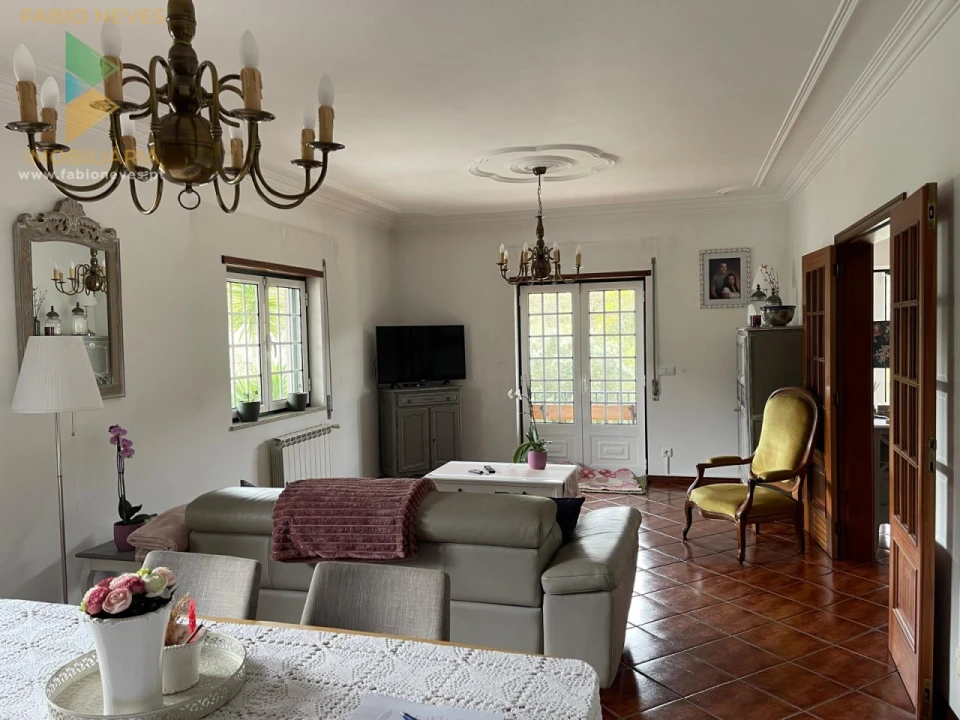 Moradia T4 para Venda em Rebordões (Santa Maria) Foto 35