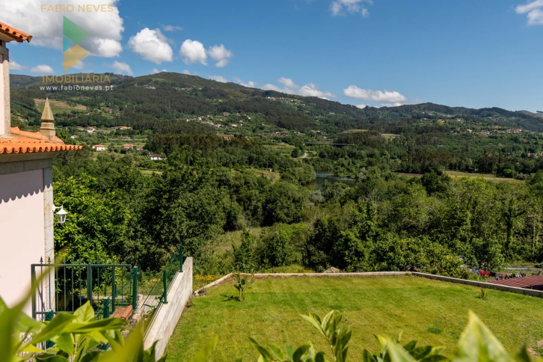 Quinta T4 para Venda em Gemieira Foto 10