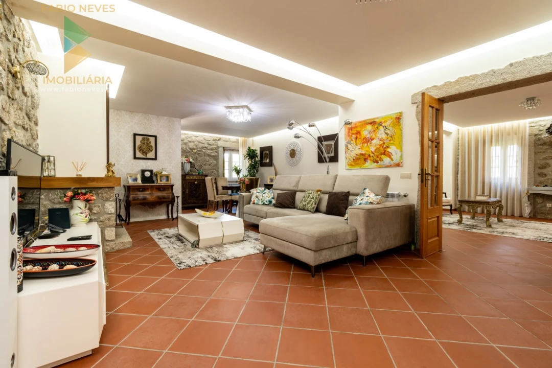 Quinta T4 para Venda em Gemieira Foto 70