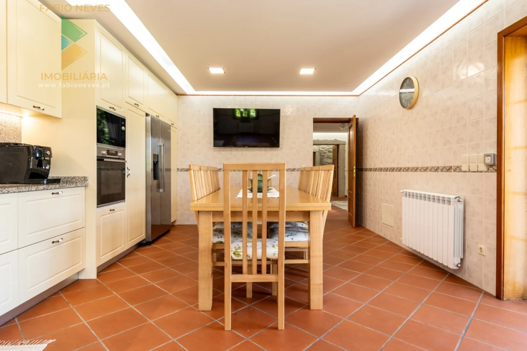 Quinta T4 para Venda em Gemieira Foto 72