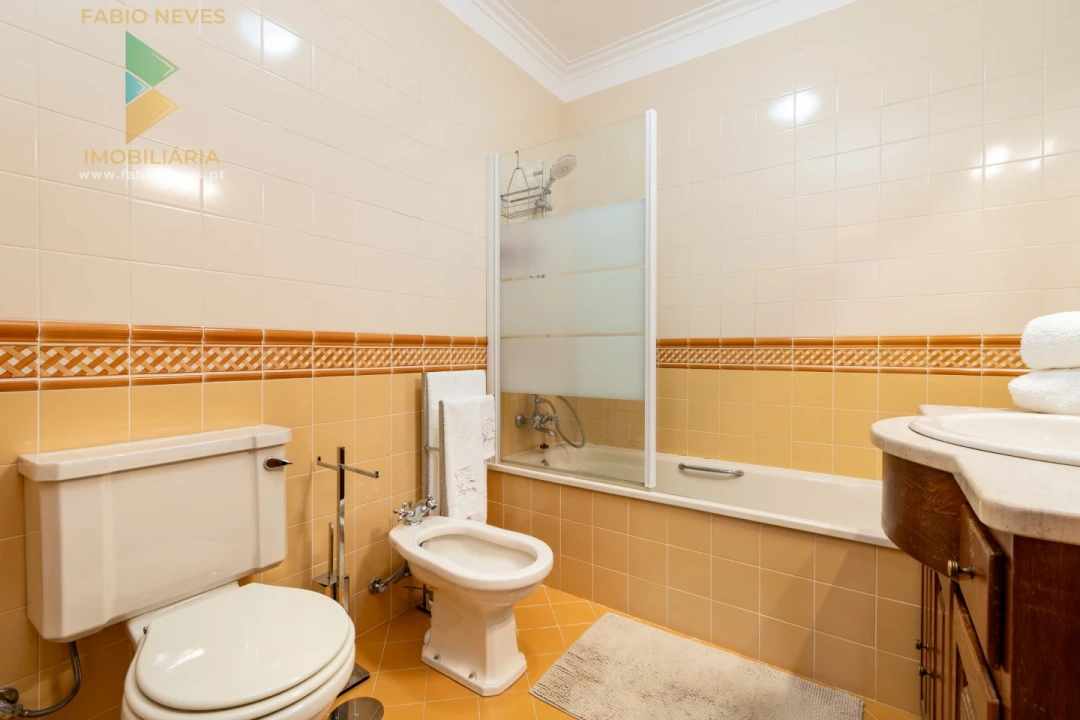 Quinta T4 para Venda em Gemieira Foto 74