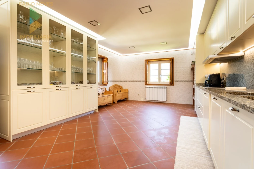 Quinta T4 para Venda em Gemieira Foto 82