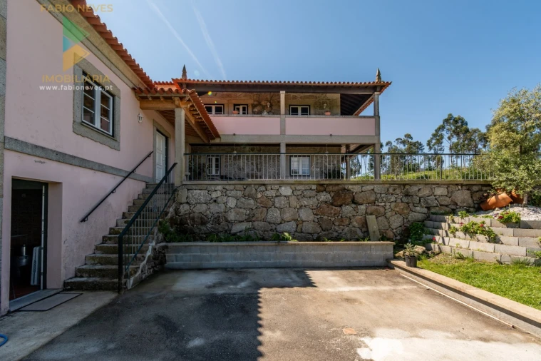 Quinta T4 para Venda em Gemieira Foto 29