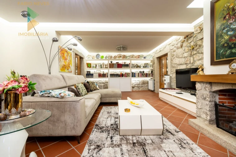 Quinta T4 para Venda em Gemieira Foto 57