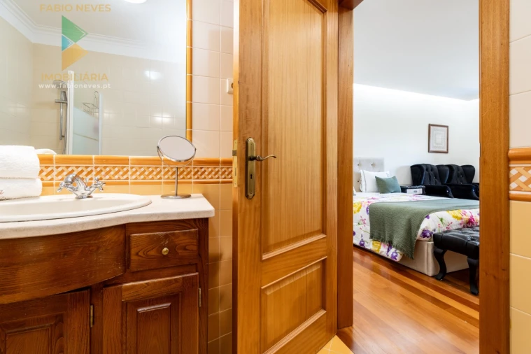 Quinta T4 para Venda em Gemieira Foto 58