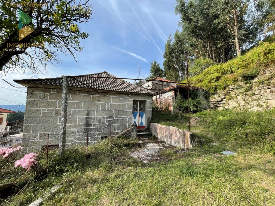 Moradia T4 para Venda em Gondoriz Foto 6