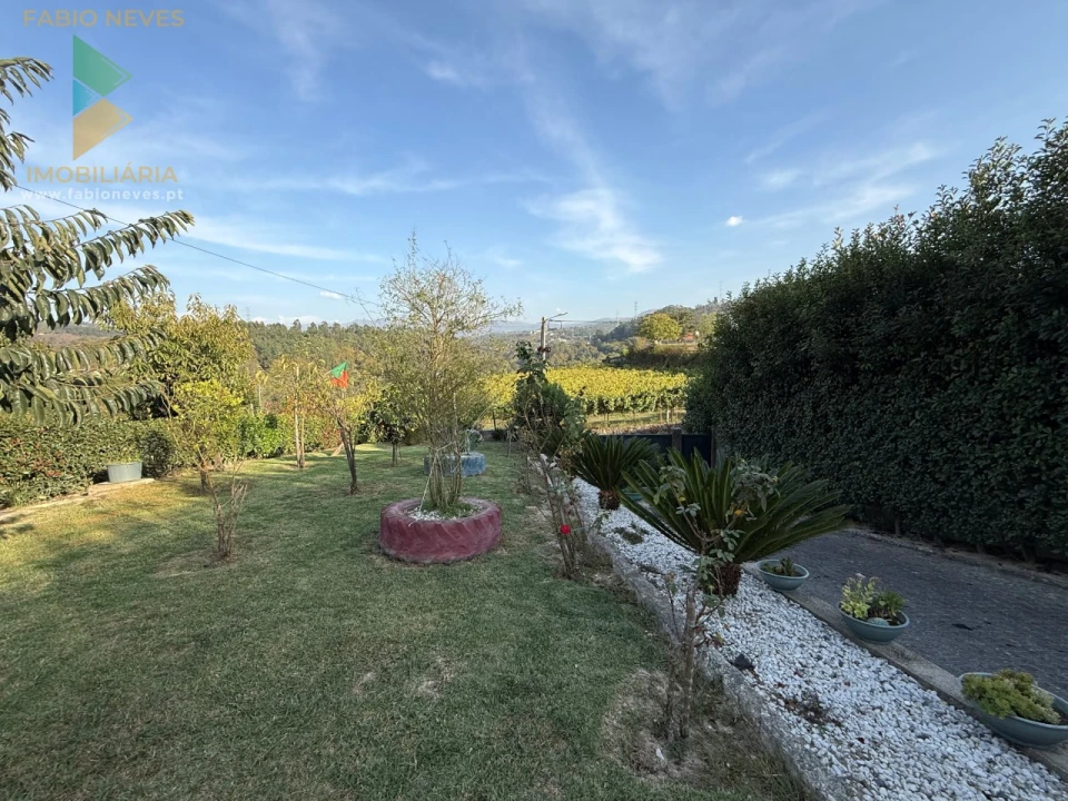 Moradia T3 para Venda em Ponte da Barca, V.N. Muía, Paço Vedro Magalhães Foto 8