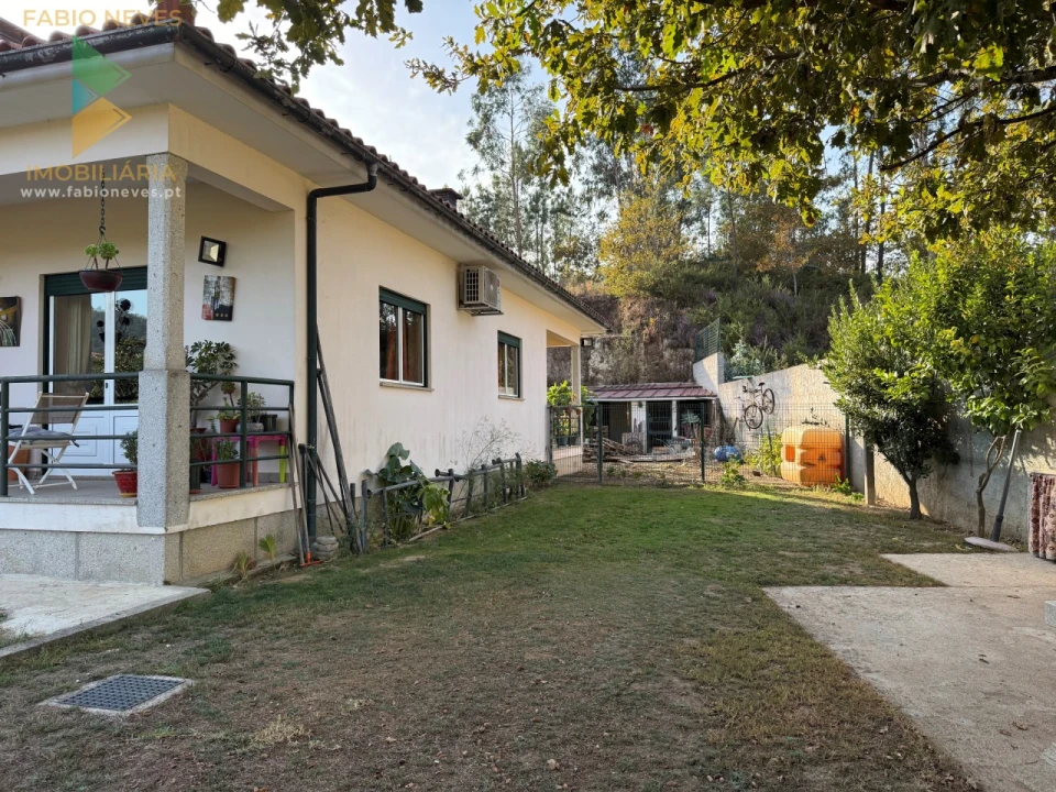Moradia T3 para Venda em Ponte da Barca, V.N. Muía, Paço Vedro Magalhães Foto 24