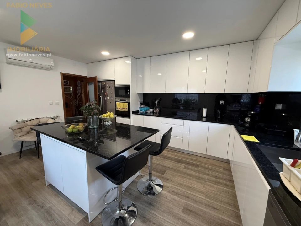 Moradia T3 para Venda em Ponte da Barca, V.N. Muía, Paço Vedro Magalhães Foto 28