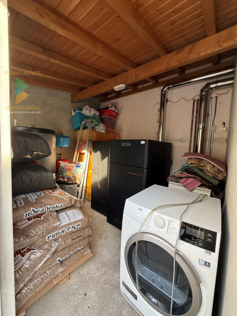 Moradia T3 para Venda em Ponte da Barca, V.N. Muía, Paço Vedro Magalhães Foto 55