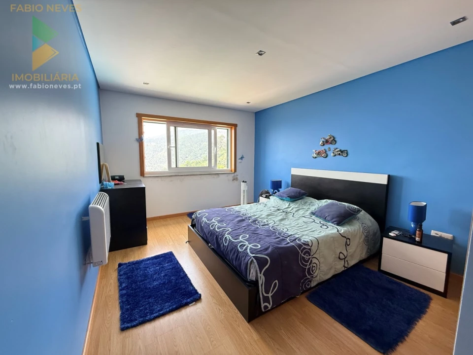 Moradia T4 para Venda em Cendufe Foto 74