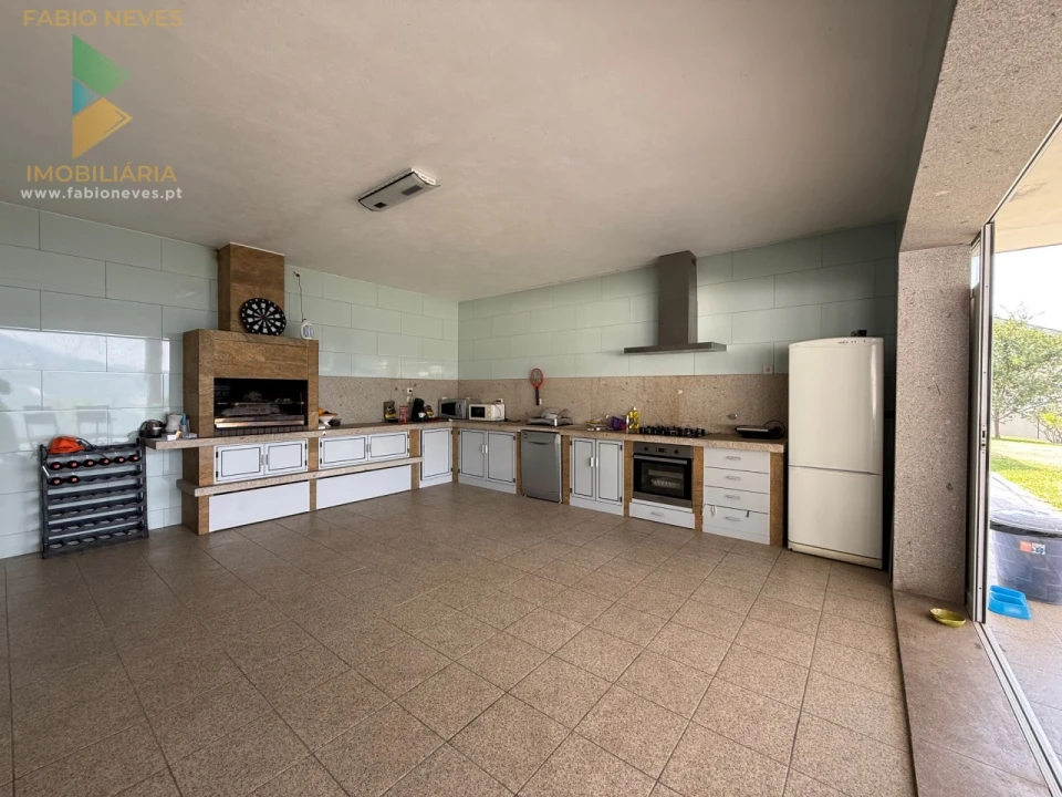 Moradia T4 para Venda em Cendufe Foto 78