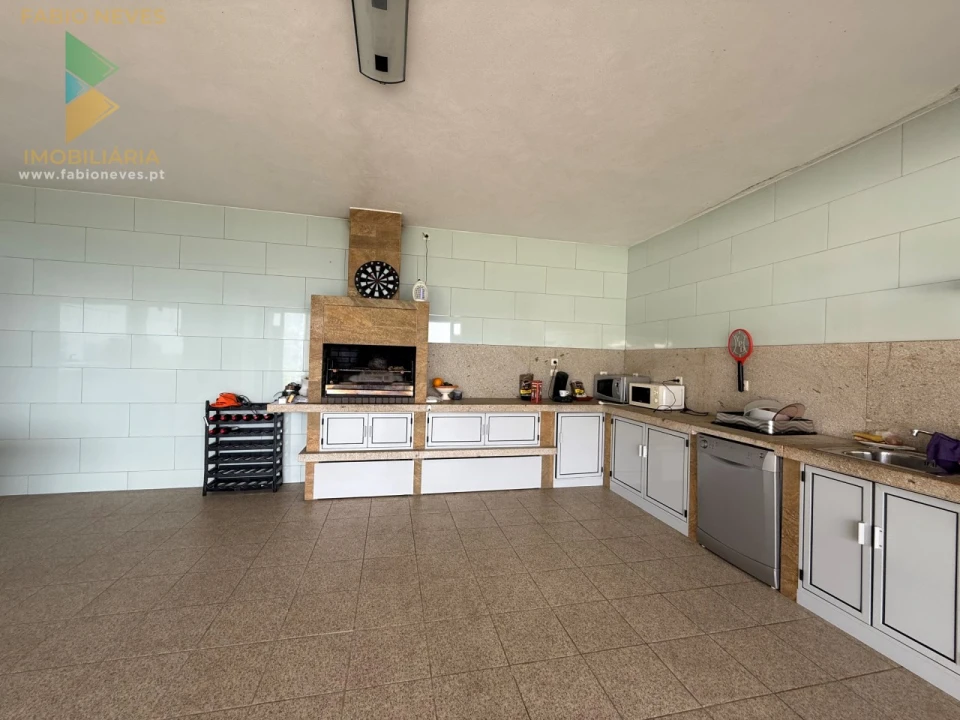 Moradia T4 para Venda em Cendufe Foto 80