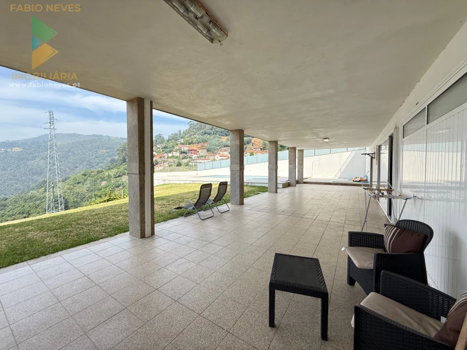 Moradia T4 para Venda em Cendufe Foto 82