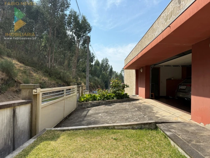 Moradia T4 para Venda em Cendufe Foto 16