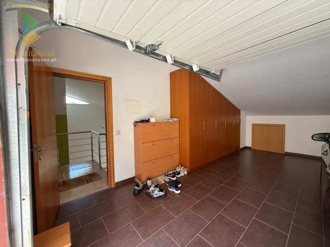 Moradia T4 para Venda em Cendufe Foto 17