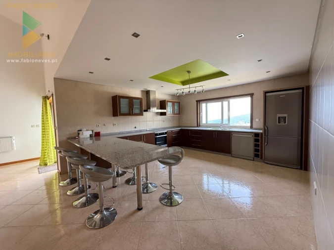 Moradia T4 para Venda em Cendufe Foto 50