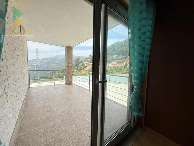 Moradia T4 para Venda em Cendufe Foto 68