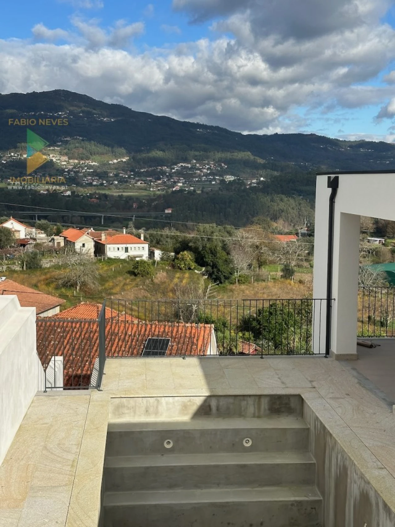 Moradia T3 para Venda em Ribeira Foto 9