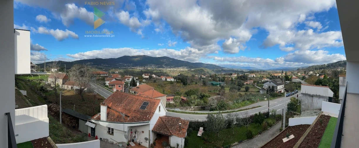 Moradia T3 para Venda em Ribeira Foto 2