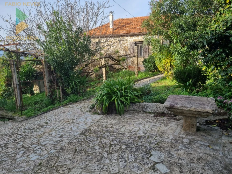 Moradia T6 para Venda em Cerdal Foto 3