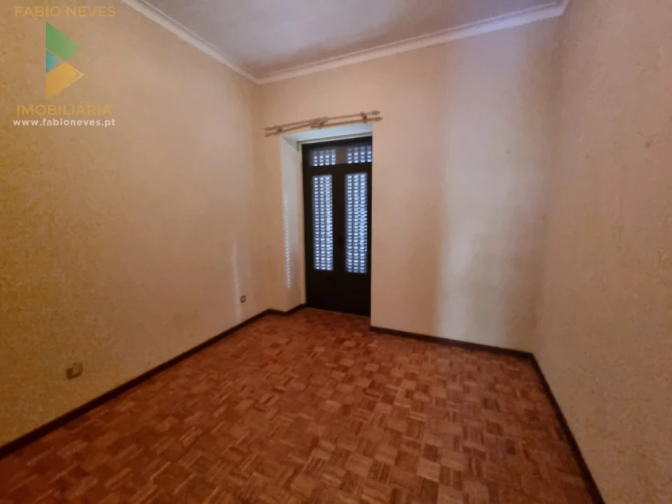 Moradia T6 para Venda em Cerdal Foto 14