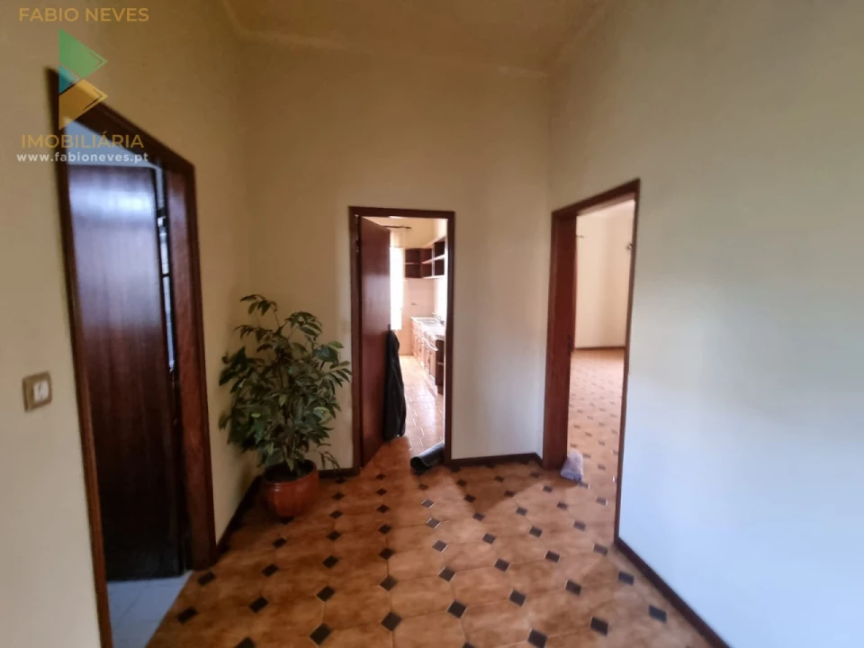 Moradia T6 para Venda em Cerdal Foto 27