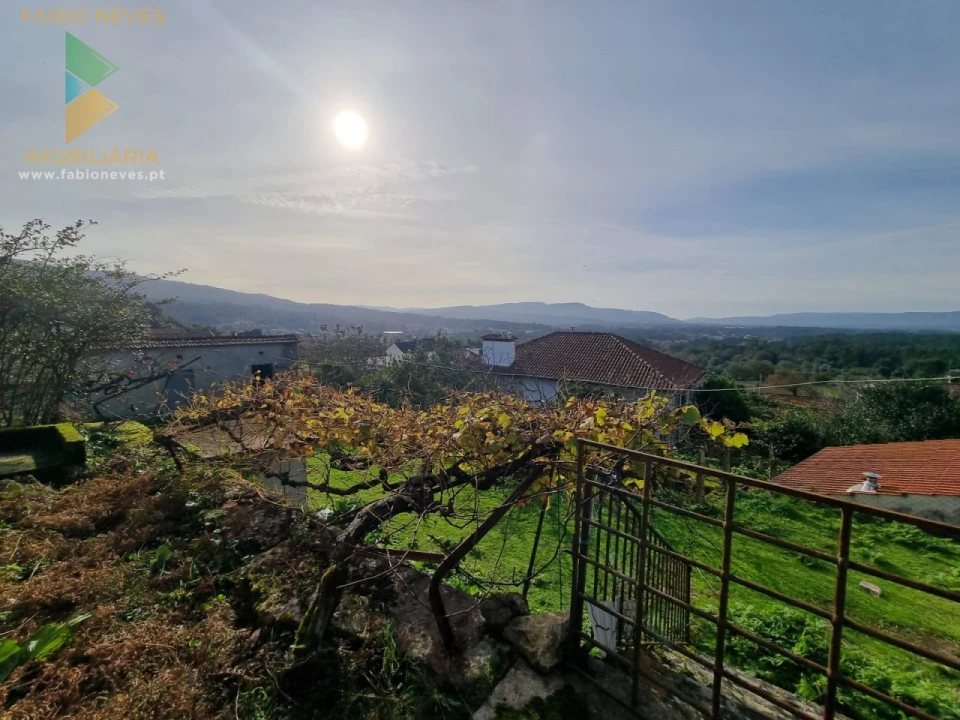 Moradia T6 para Venda em Cerdal Foto 52