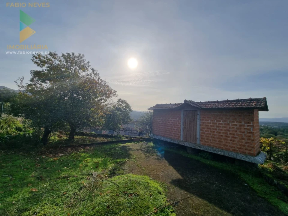 Moradia T6 para Venda em Cerdal Foto 54